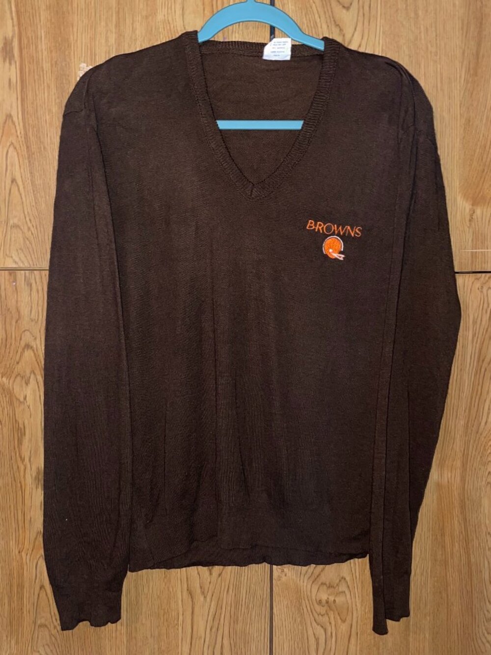 vintage cleveland browns v-neck pullover